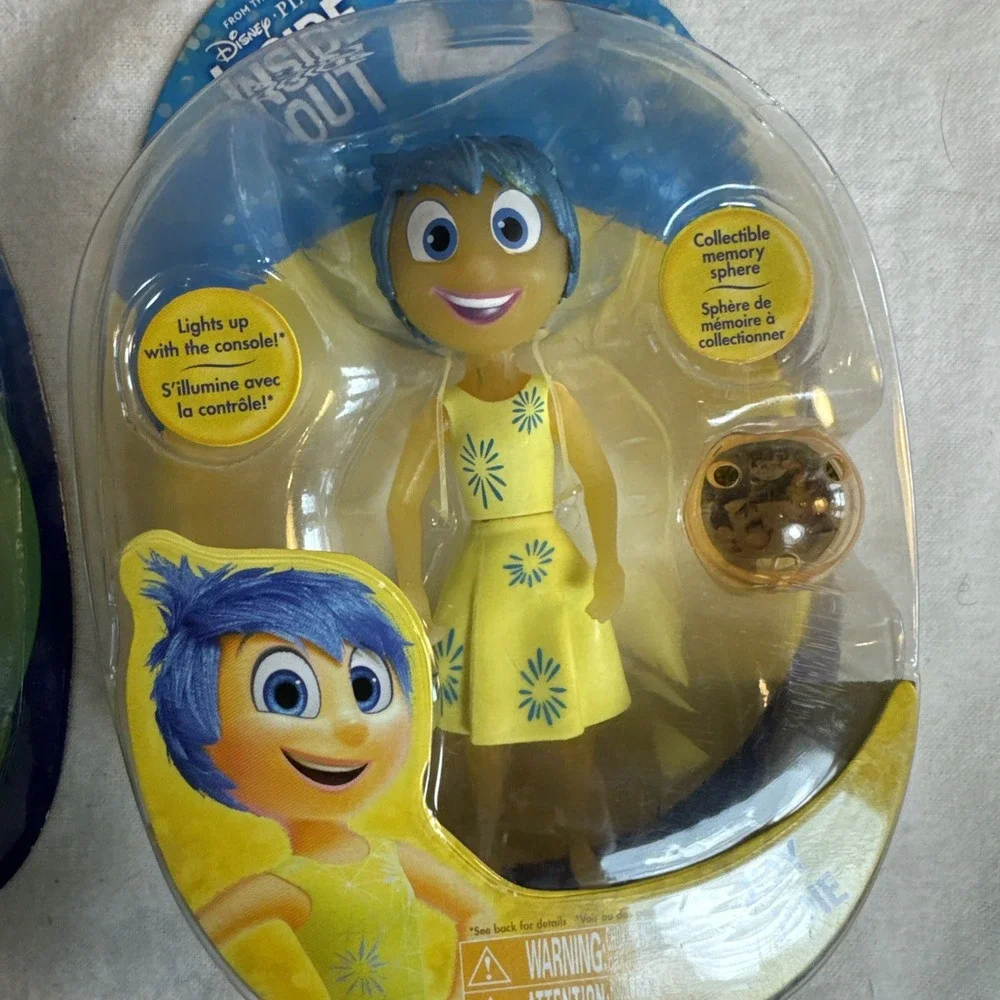 5 Disney PIXAR Inside Out Figures  - Includes Memory ORB Sphere NEW OLD STOCK‎